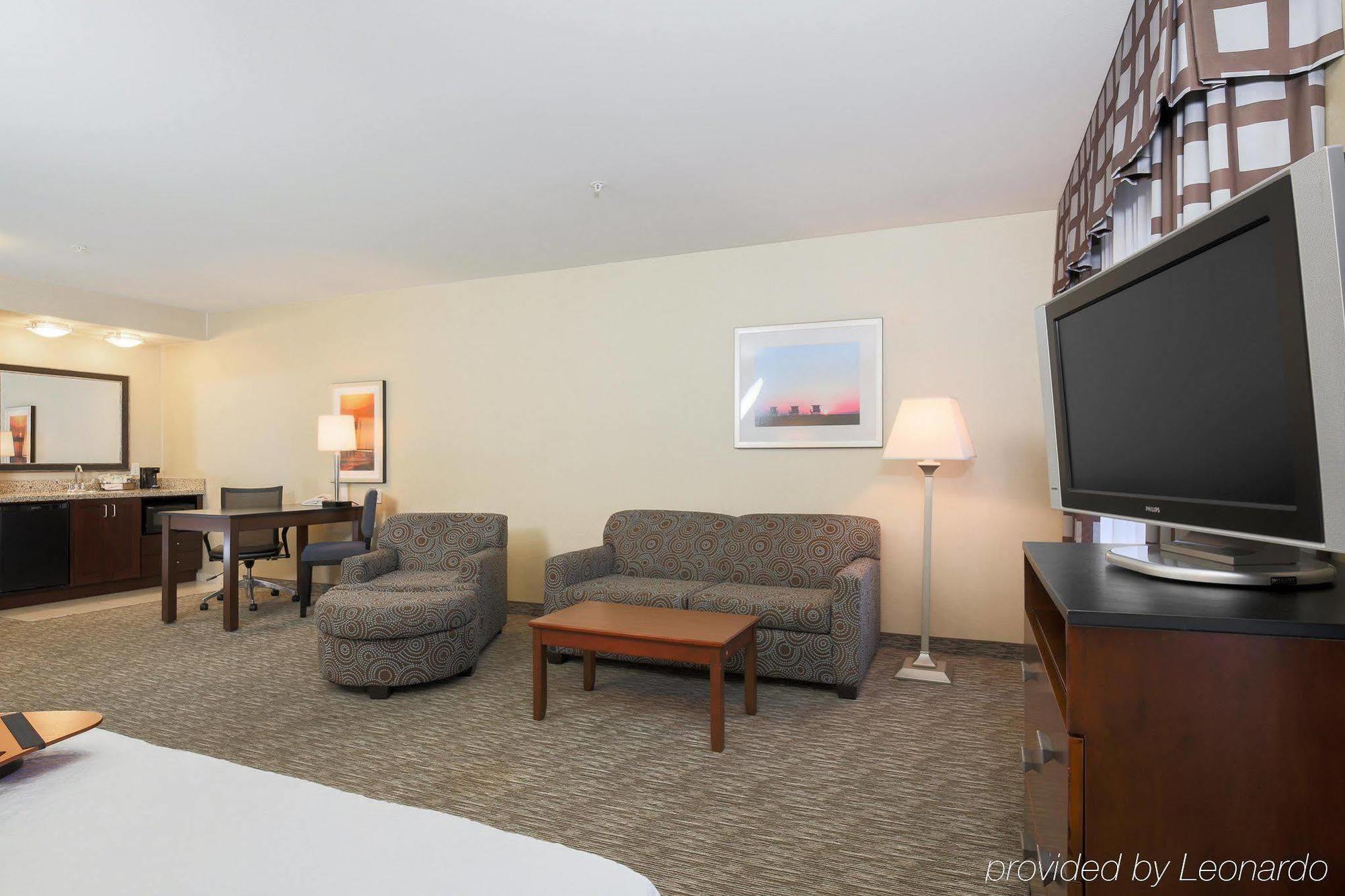 Hampton Inn Santa Barbara/Goleta Екстериор снимка